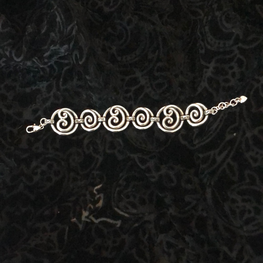 Elegant Brighton Silver Swirl Bracelet